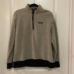 Patagonia large tan/gray quarter zip sweater with black cuffs
